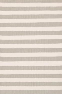 Trimaran Indoor/Outdoor Rug Platinum