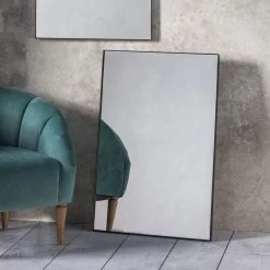 Heuston Mirror Black